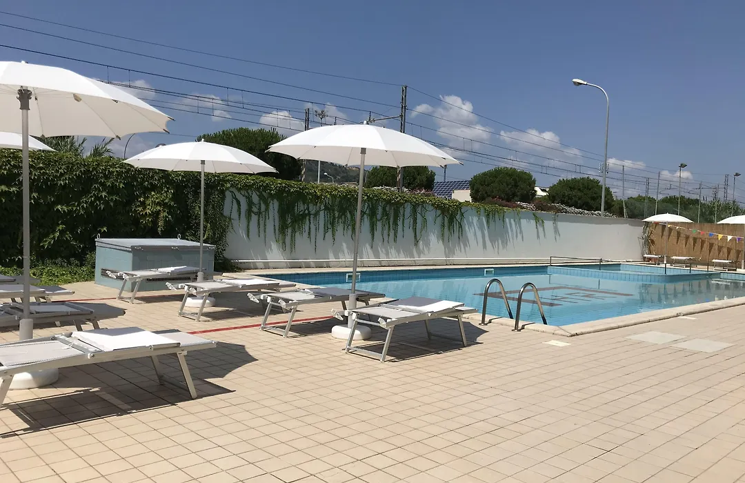 Hotel Royal-1